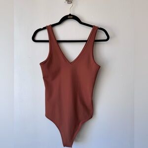 Abercrombie & Fitch Soft Collection V-Neck in Rust​